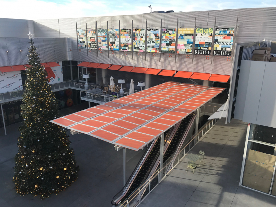 escalator-awning-at-shopping-centre