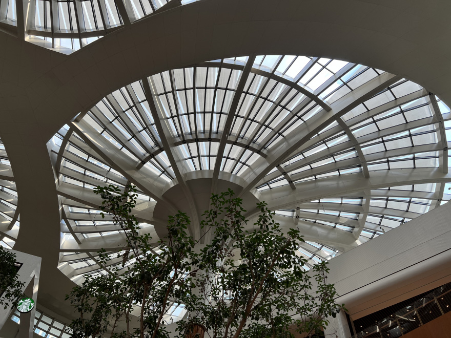 The glass ceiling in Hall of the Sun shopping centre is cooled down by using Soltis Perform 92 fabric to prevent heat build up and glare.